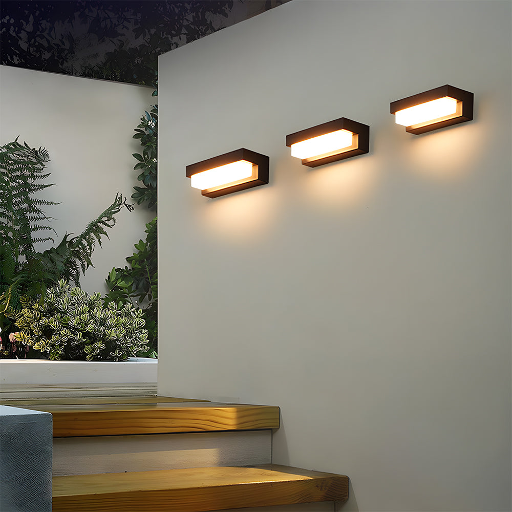 Solar Linear Black LED Outdoor Wall Light