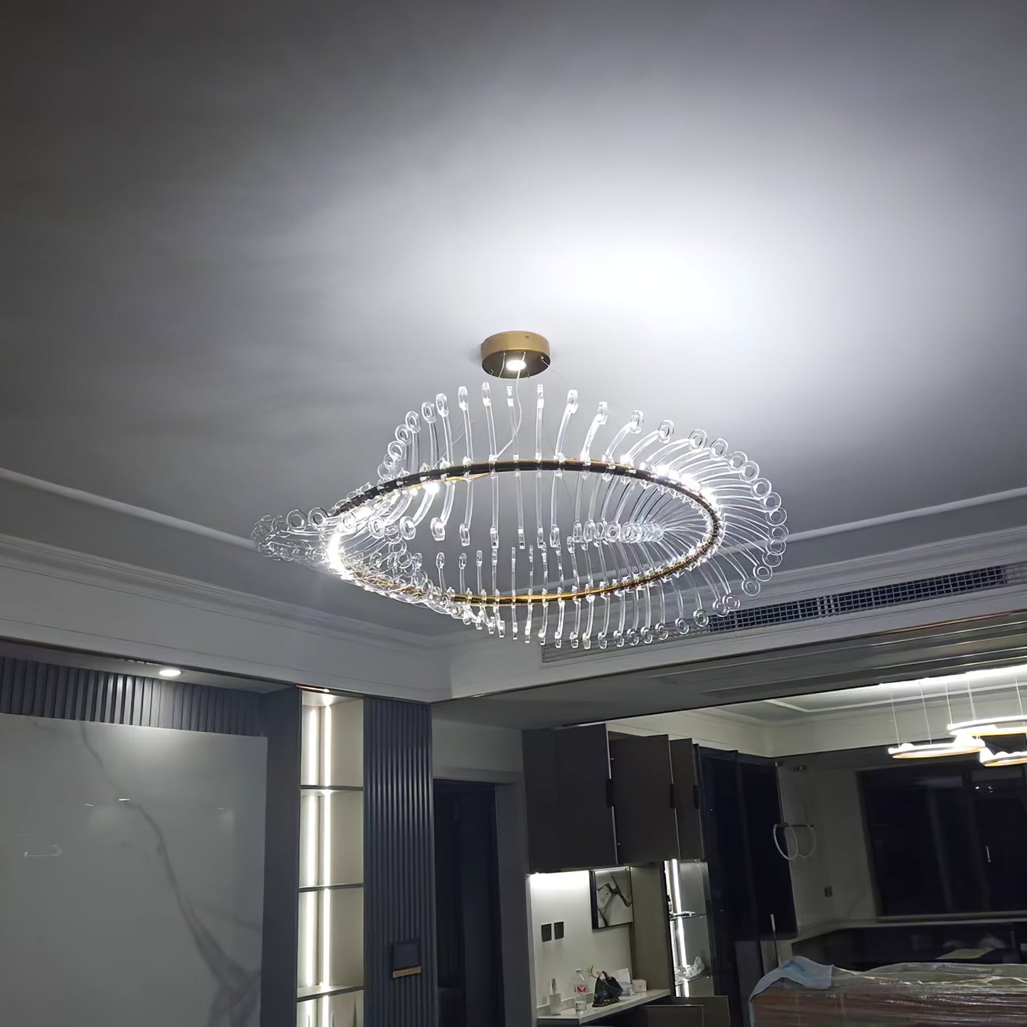 Moderne Hanglamp – Goudkleurig Metaal met Acryl Accenten