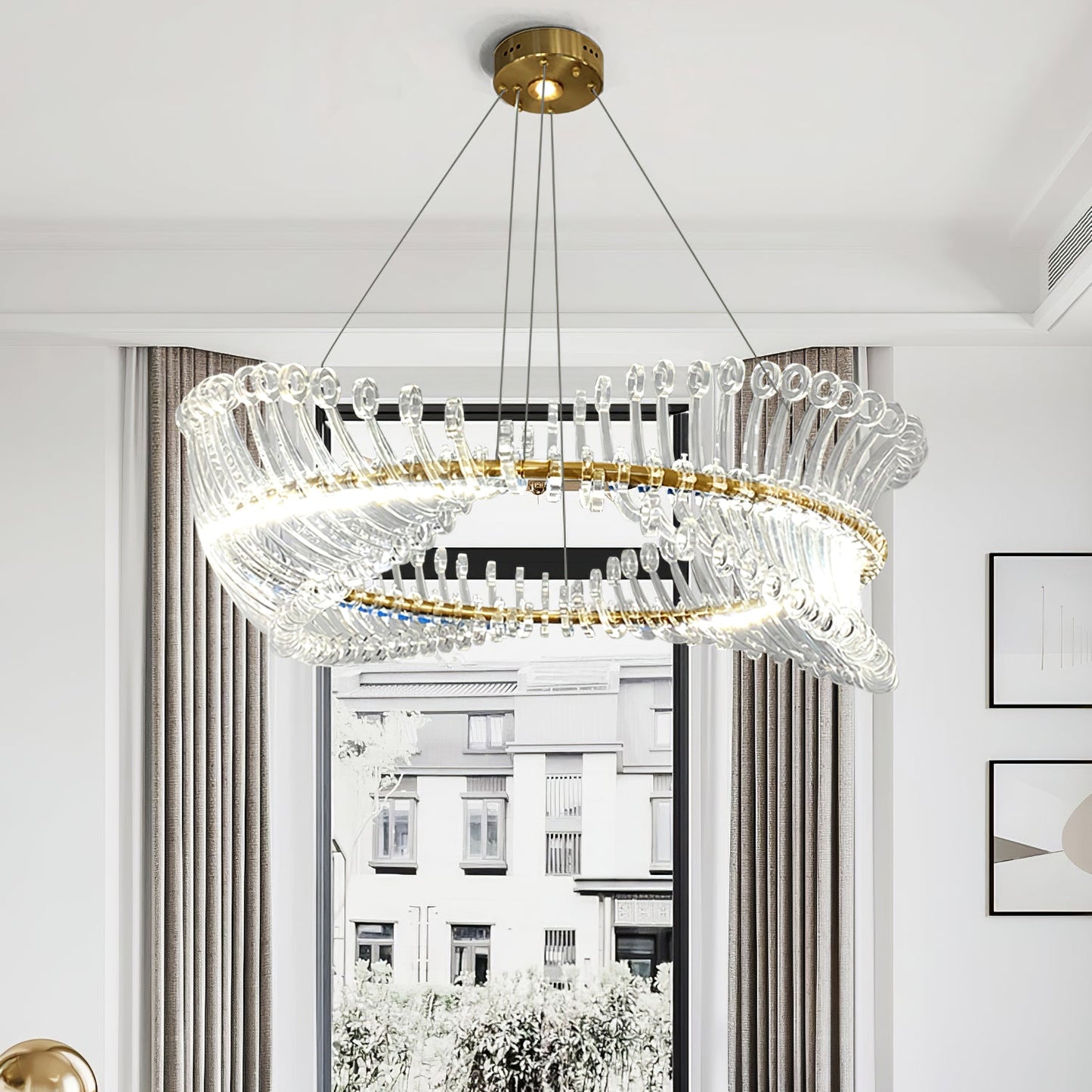 Moderne Hanglamp – Goudkleurig Metaal met Acryl Accenten