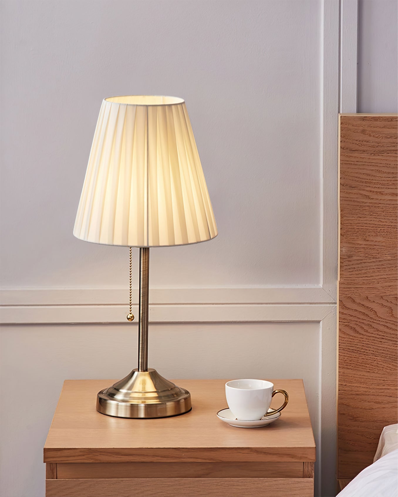 Arstid Tafel Lamp | Stijlvolle Metaal & Stof Lamp met Geel Plissé Lampenkap