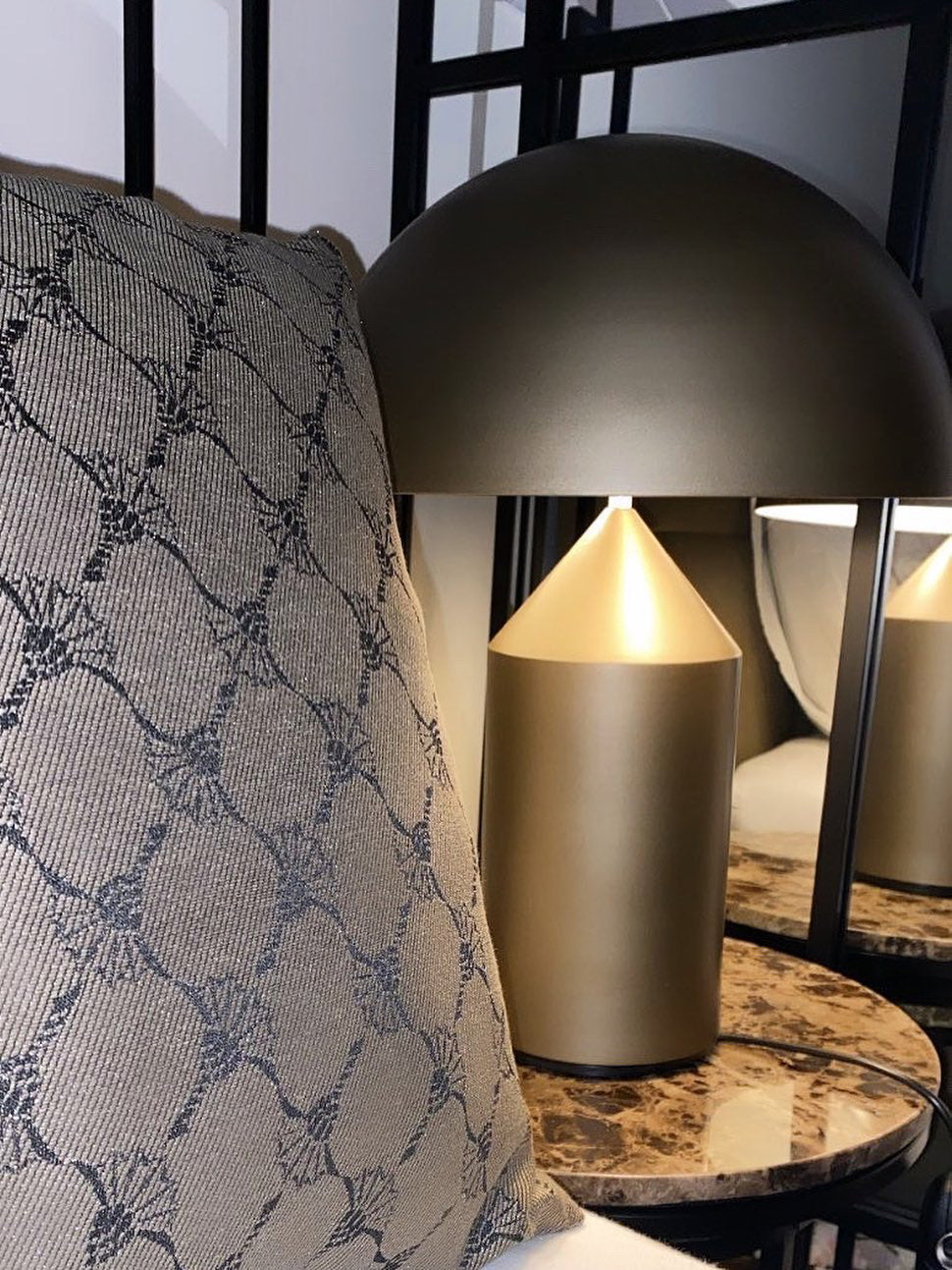 Atollo Glas Tafel Lamp – Geometrisch Design met LED of Edison Gloeilamp Table lamp Myna Mode