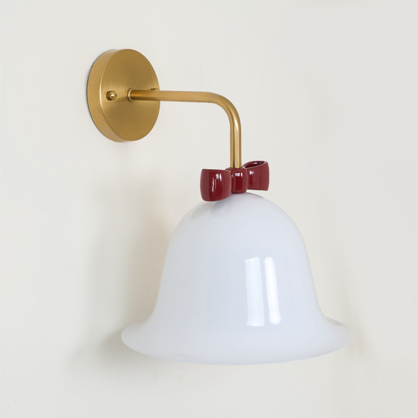 Belvormige Wandlamp – LED Muurverlichting met Speels Design voor Sfeervolle Interieurs