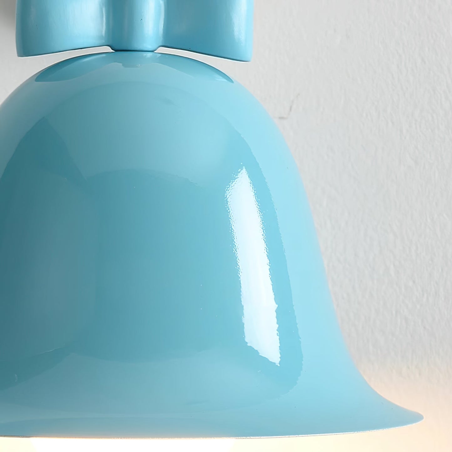 Belvormige Wandlamp – LED Muurverlichting met Speels Design voor Sfeervolle Interieurs