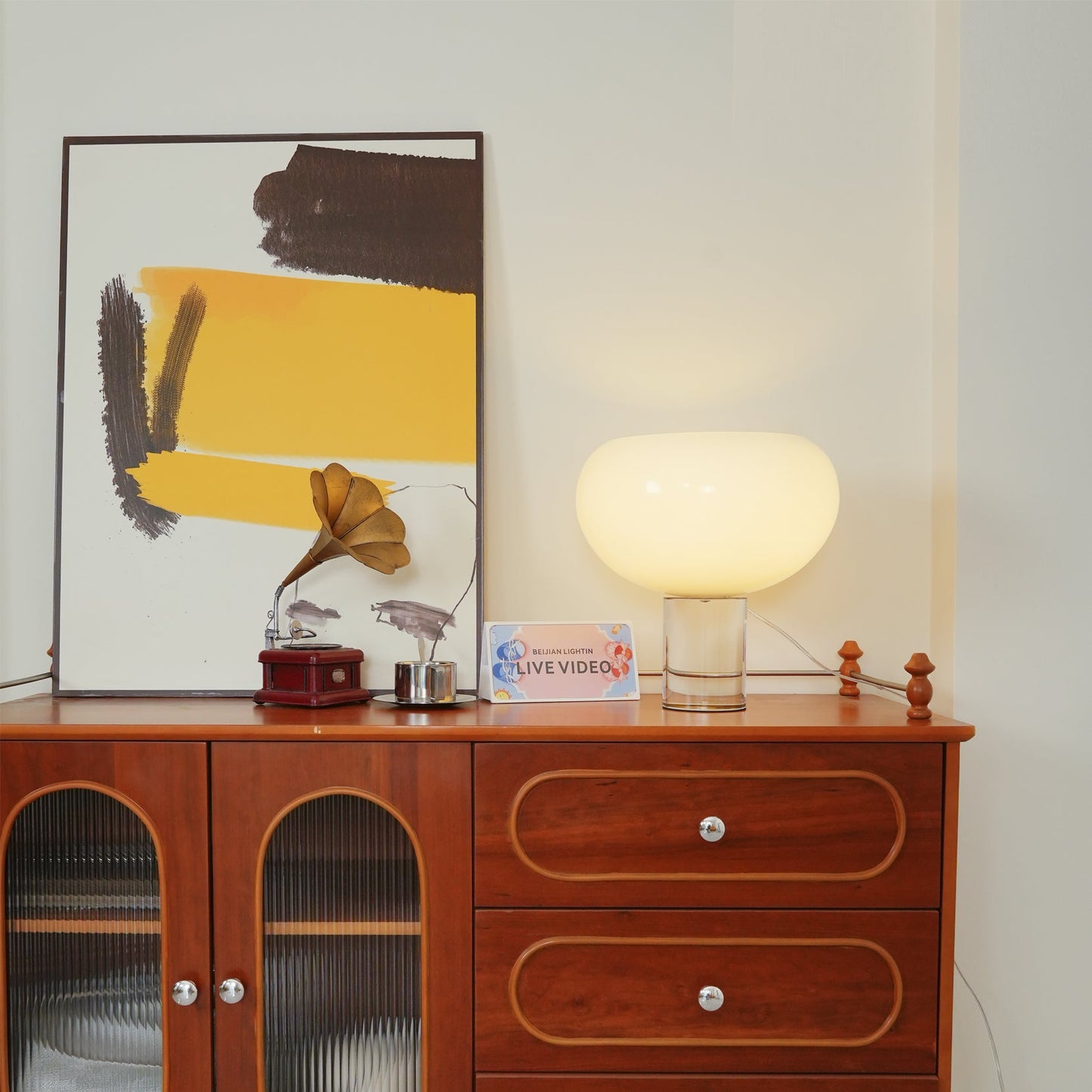 Design Tafellamp – Elegant Ontwerp met Warme LED Verlichting