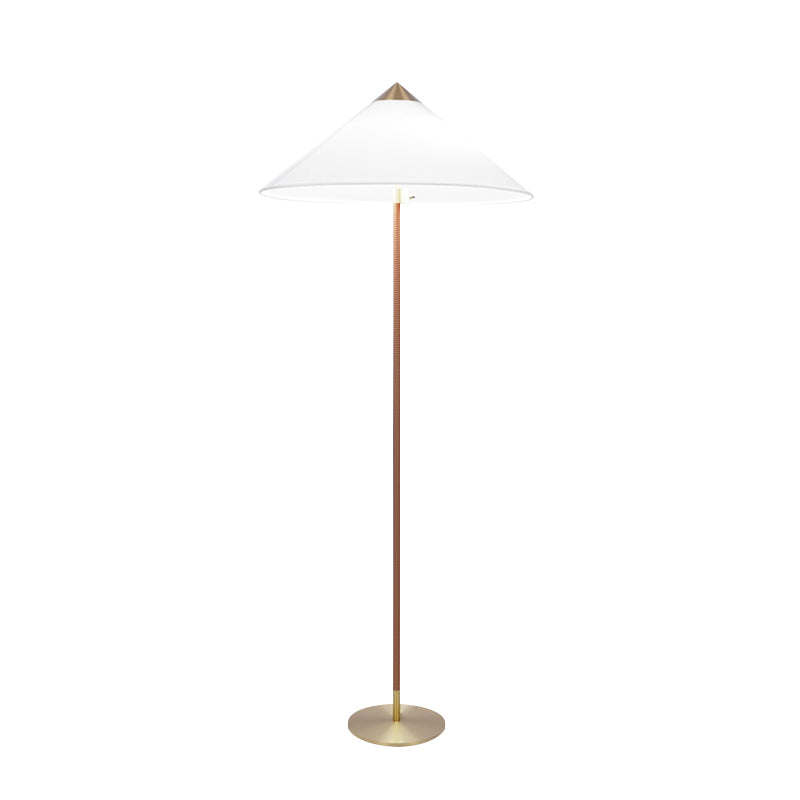 Chinese Hat Vloerlamp - Elegante Lamp met Rieten Stengel en Lichte Schaduw