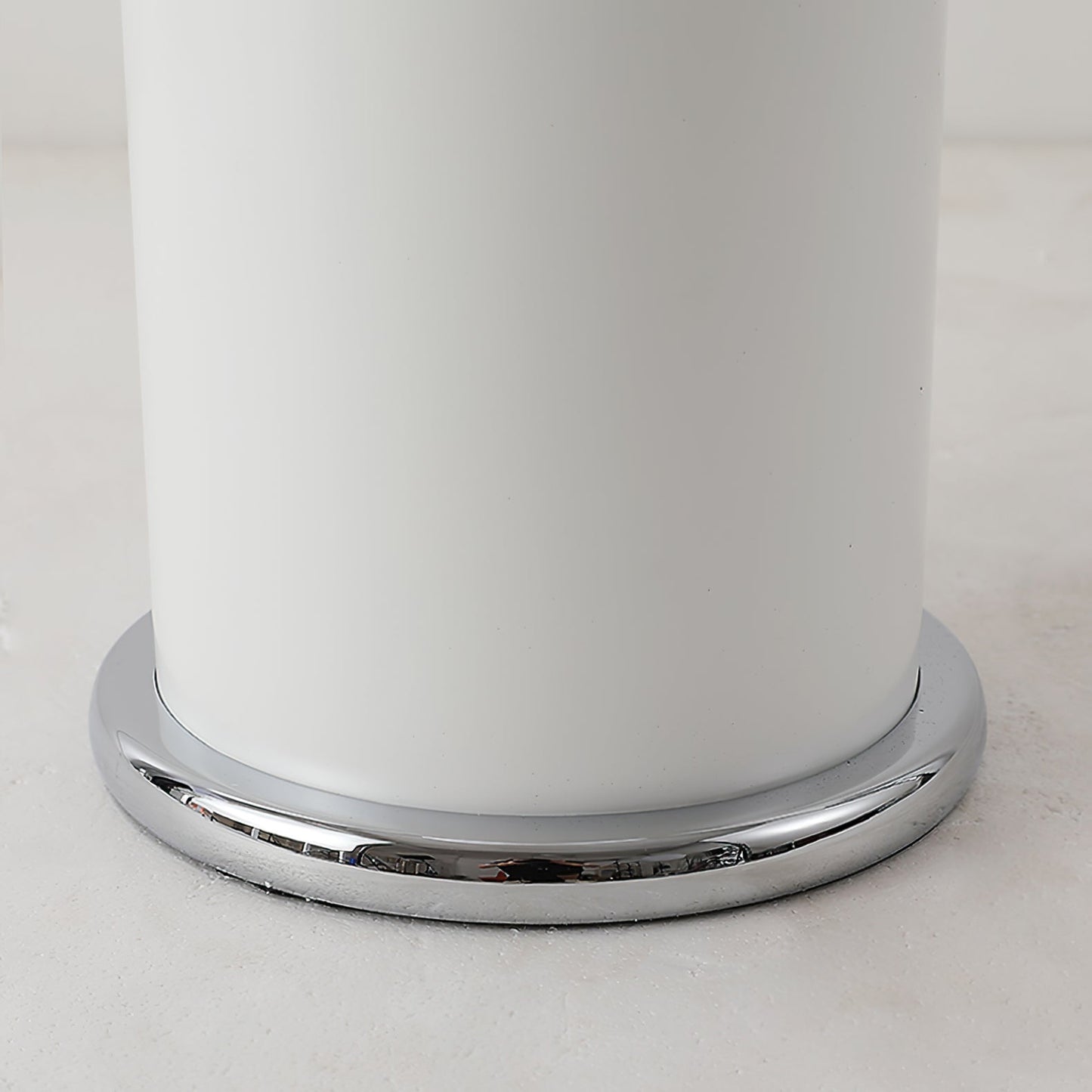 Ciot Vloerlamp - Sculpturale Design Lamp met Lucite Stam en Grote Lampenkap
