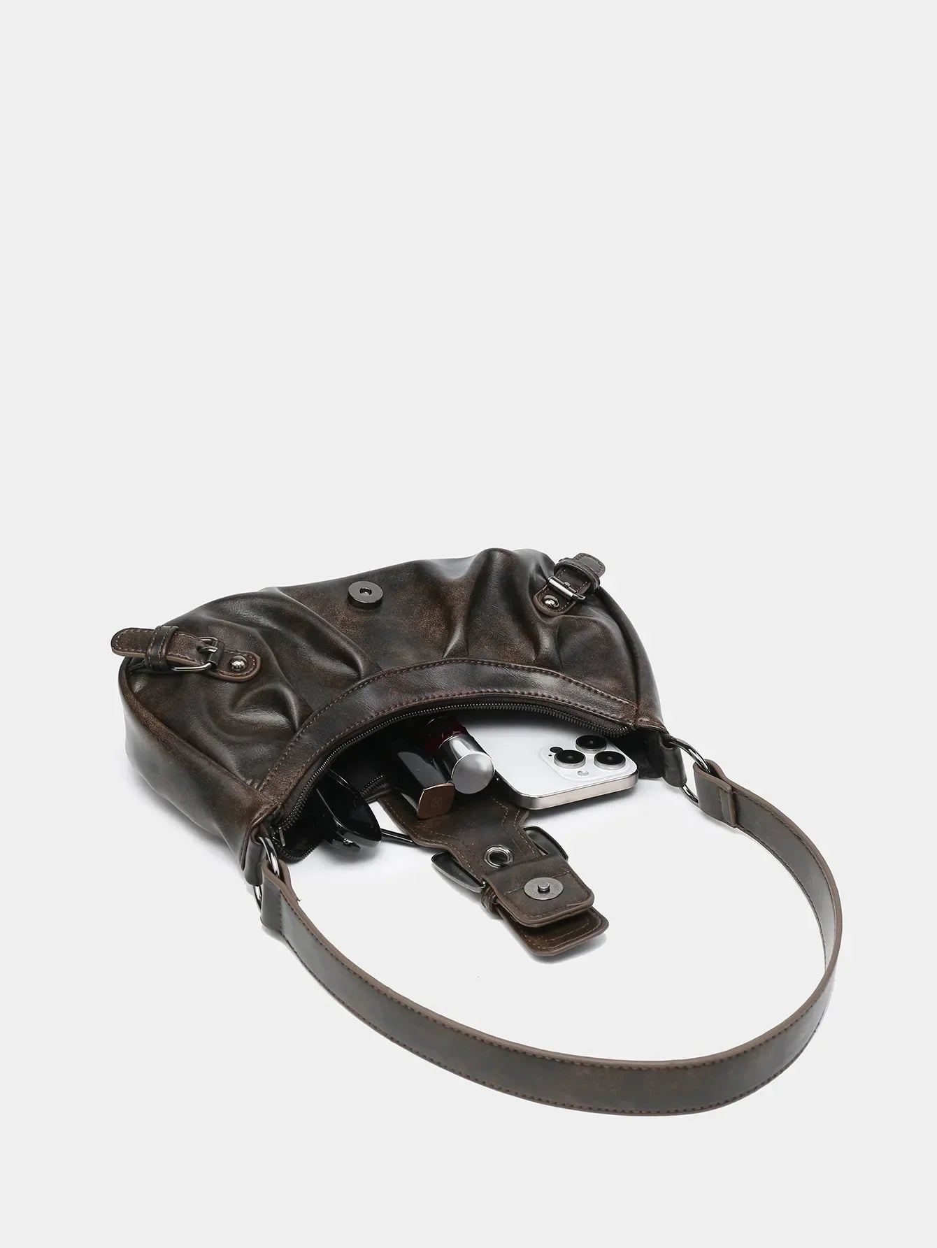 Vintage Saddle Bag – Y2K Schoudertas met Studs