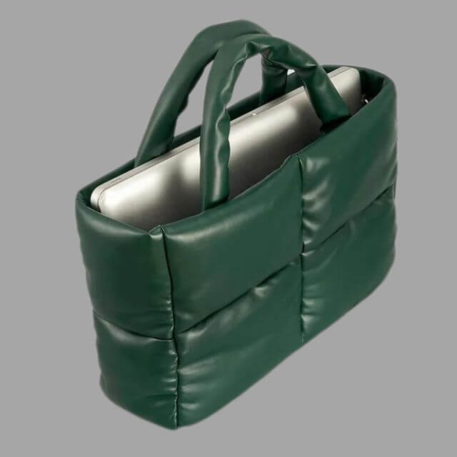 Metallic Puffer Draagtas met Ruches en Crossbodyfunctie