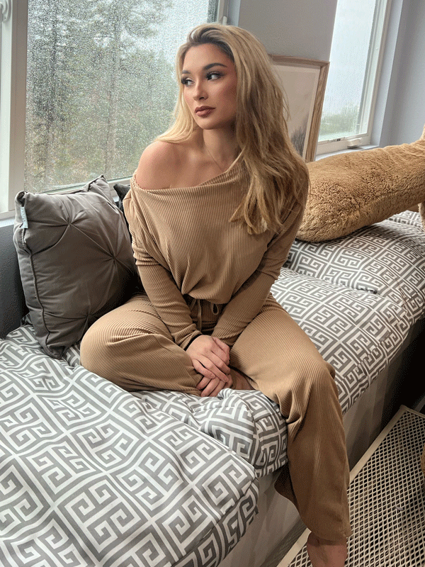 Gebreide dames set met off-shoulder top – Comfortabel & stijlvol