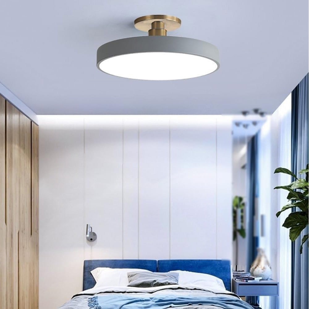 Moderne runde LED-Deckenleuchte – Schlanke halb eingebaute Lampe mit energiesparender Beleuchtung