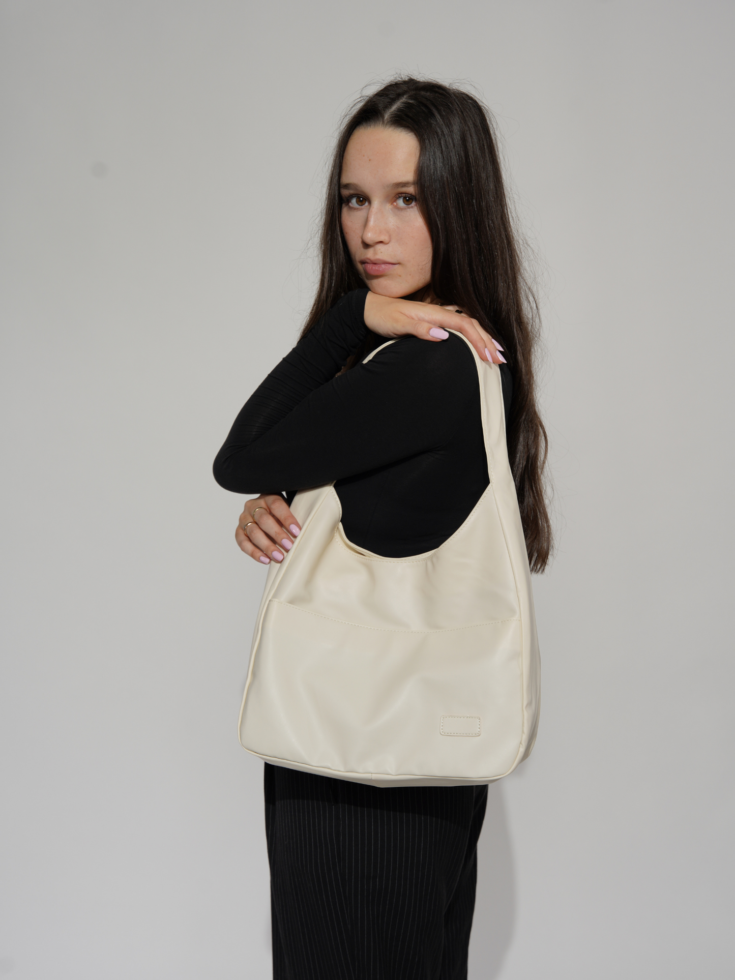 Elegante vegane Ledertasche – Geräumig, stilvoll & nachhaltig für jeden Tag