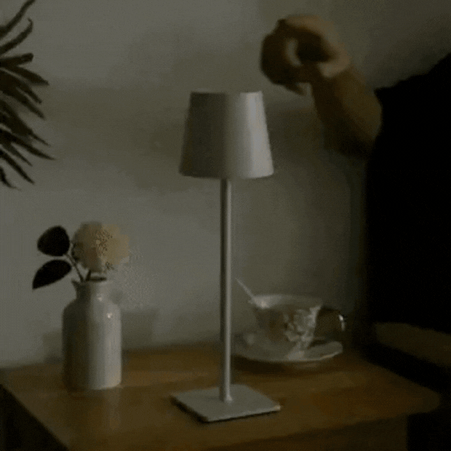 Nordia Light – Draadloze Oplaadbare LED Tafellamp met Touch Dimfunctie