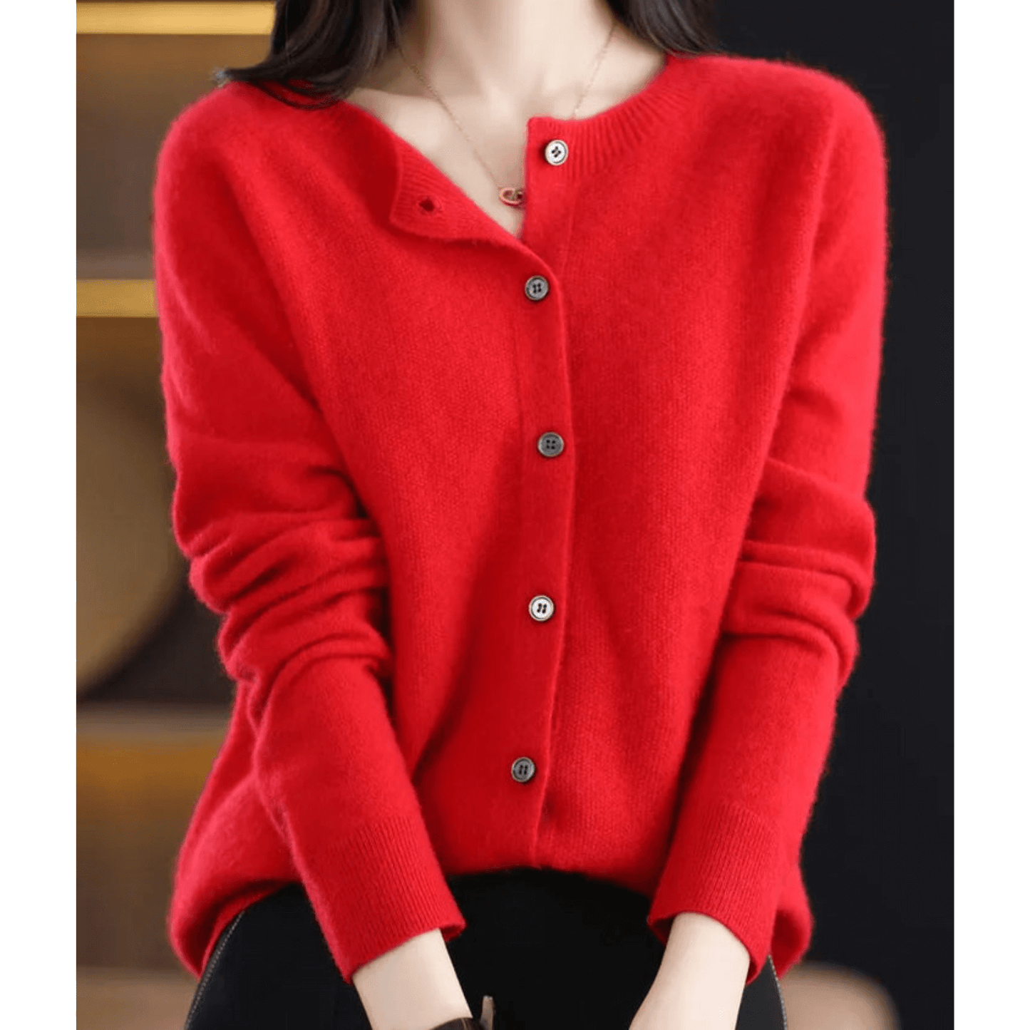 Damen Feinstrickjacke mit Rundhalsausschnitt – Wolliger Look
