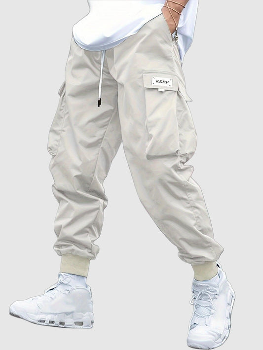 Herren Cargo Jogginghose – Streetwear Jogger mit Taschen und Bündchen am Beinabschluss