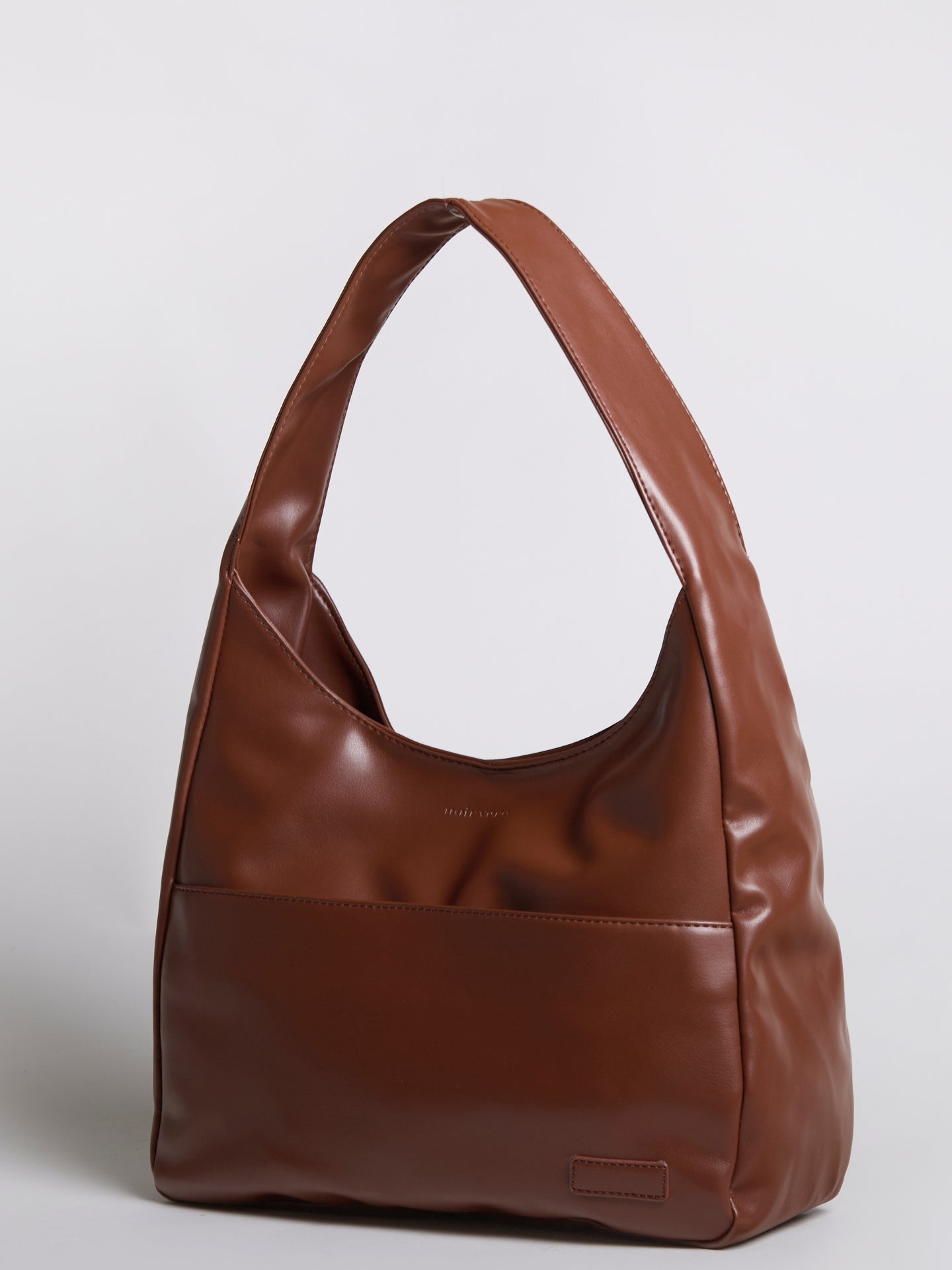 Elegante vegane Ledertasche – Geräumig, stilvoll & nachhaltig für jeden Tag