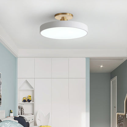 Moderne runde LED-Deckenleuchte – Schlanke halb eingebaute Lampe mit energiesparender Beleuchtung