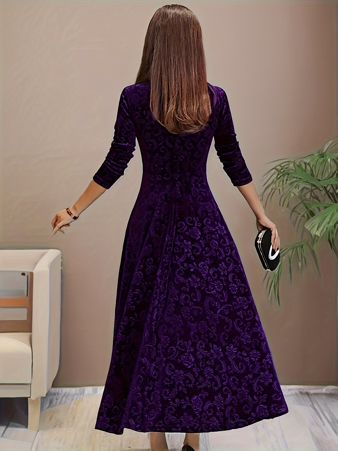Samt Blumenkleid mit quadratischem Ausschnitt – Für jede Jahreszeit