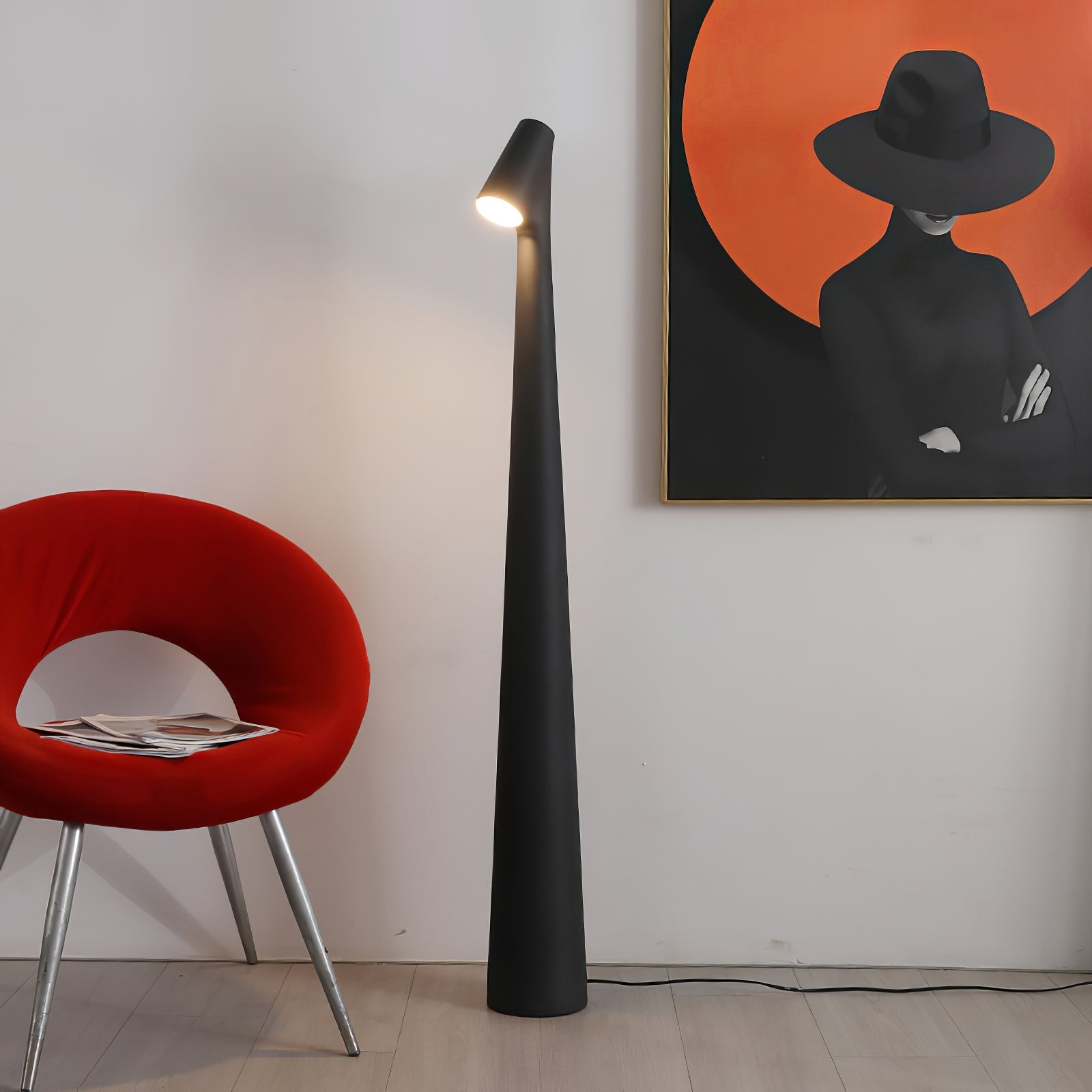 Africa Vloerlamp – Modern en Stijlvolle Staande Lamp voor Interieur in Zwart, Grijs en Rood Floor Lamp Myna Mode