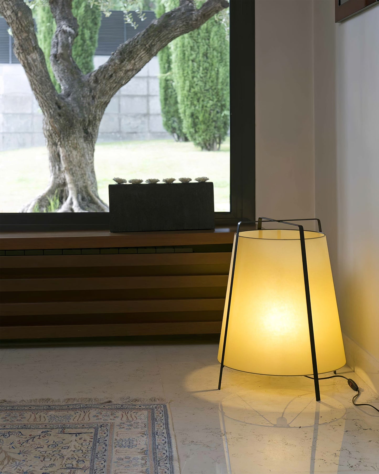 Akane Tafellamp - LED Verlichting met Stijlvolle Oriëntaalse Ontwerpen Table lamp Myna Mode