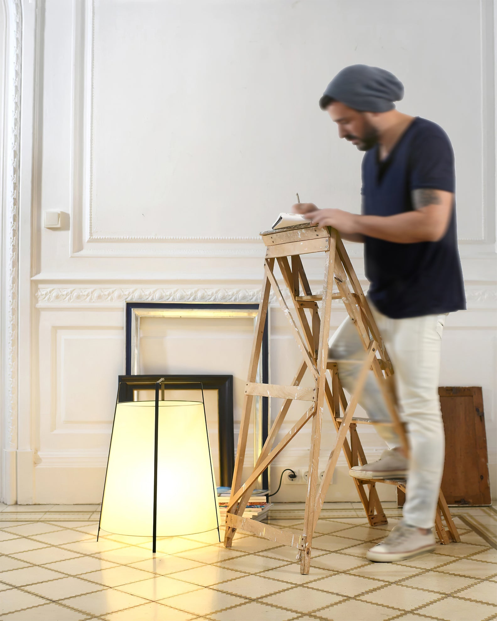 Akane Tafellamp - LED Verlichting met Stijlvolle Oriëntaalse Ontwerpen Table lamp Myna Mode