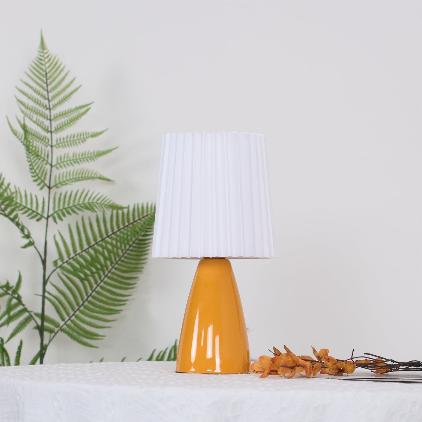 Apollo Tafellamp - Stijlvolle Keramische Lamp met Stof, Moderne Verlichting voor Binnen