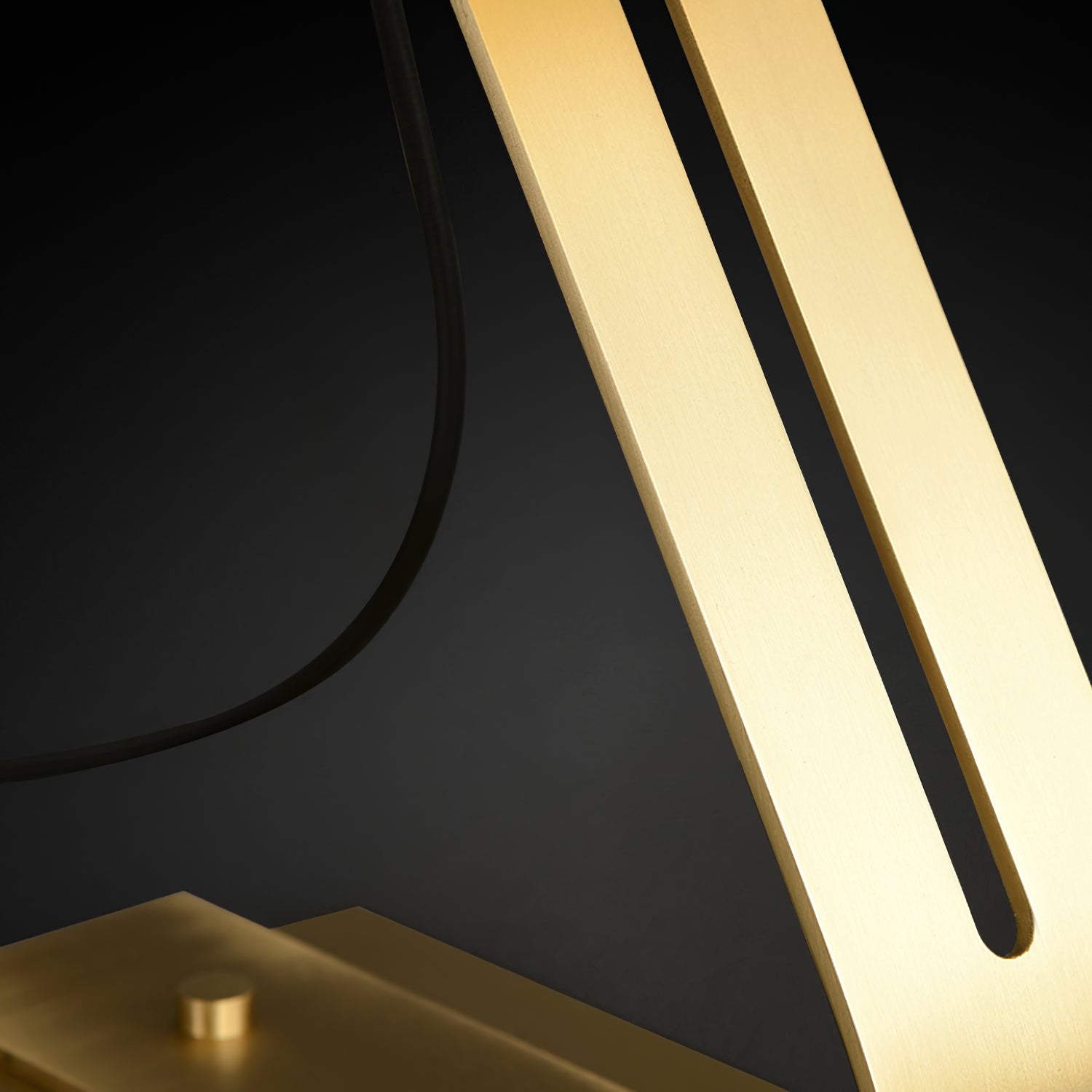 Arandela Tafellamp - Elegante Brass en Witte Glas Lamp Table lamp Myna Mode