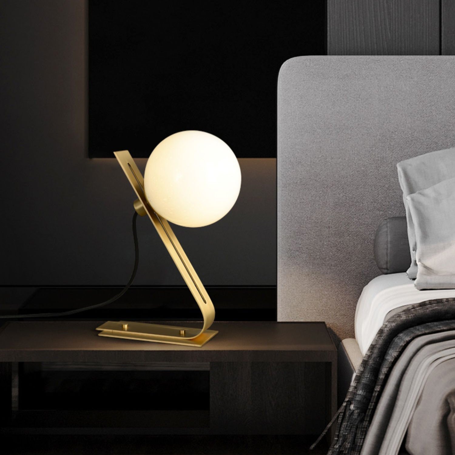 Arandela Tafellamp - Elegante Brass en Witte Glas Lamp Table lamp Myna Mode