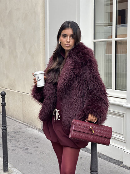 Chique Gevlochten Vegan Leren Clutch – Tijdloze Elegantie