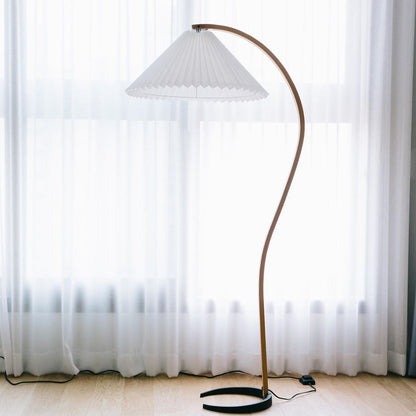 Caprani | Vloerlamp met Houten Standaard en Linnen Lampenkap