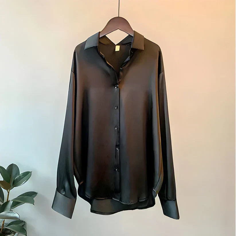 Damesblouse van Zijde – Losse Pasvorm met Knoopsluiting en Klassieke Kraag