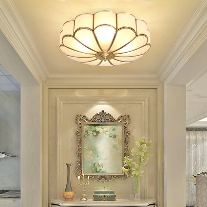 Inbouw Plafondlamp van Glas in Bloemvorm – Messing Afwerking met Luxe Postmoderne Stijl