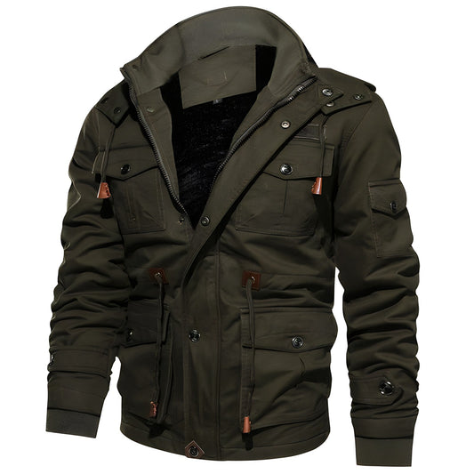 Herrenjacke mit mehreren Taschen und warmem Futter