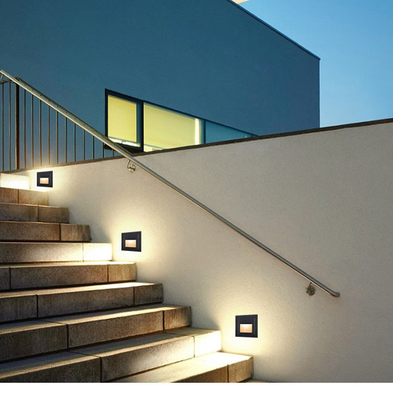Elian - LED Stairway Wall Lamp in Aluminum, IP65, 5W