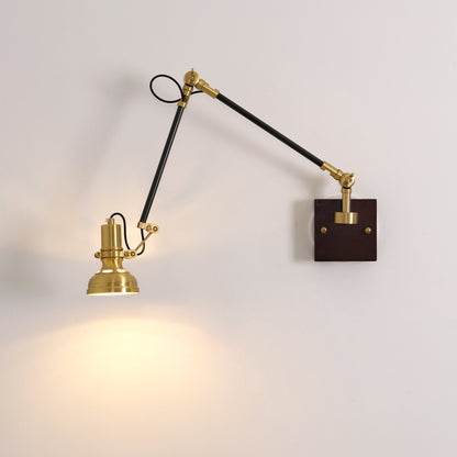 Kane Wandlamp met Zwenkarm – Houten Wandlamp met Messing Afwerking