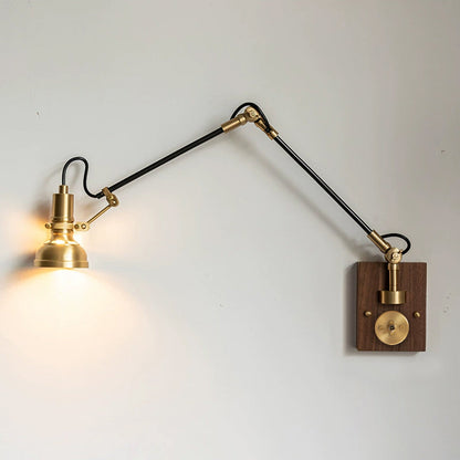 Kane Wandlamp met Zwenkarm – Houten Wandlamp met Messing Afwerking