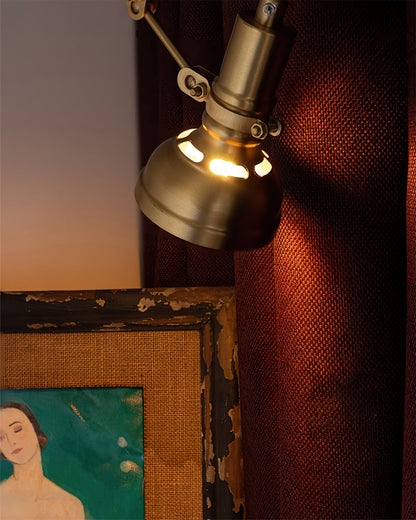 Kane Wandlamp met Zwenkarm – Houten Wandlamp met Messing Afwerking