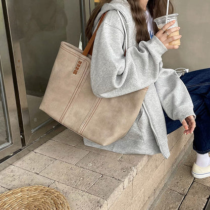 Seren – Große Damen-Schultertasche mit zeitloser Eleganz