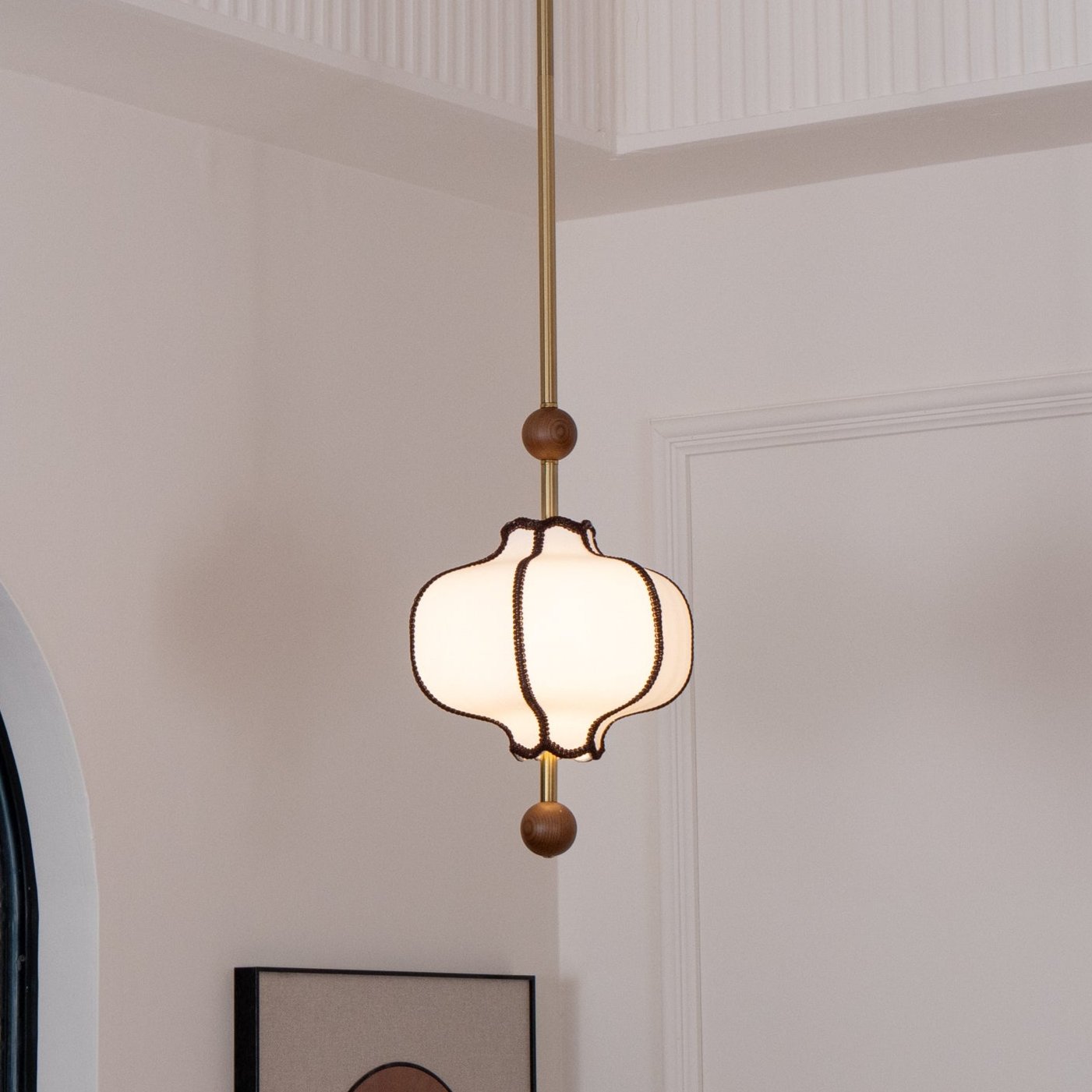 Lantaarn Hanglamp van Stof – Moderne Sculpturale Plafondlamp