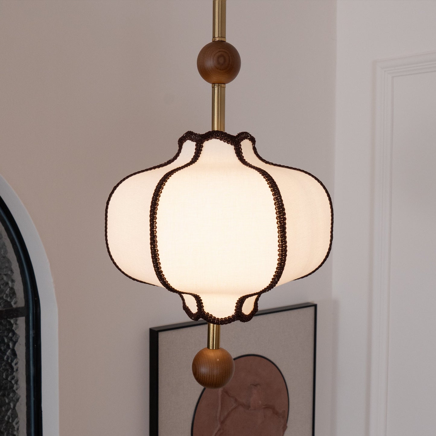 Lantaarn Hanglamp van Stof – Moderne Sculpturale Plafondlamp