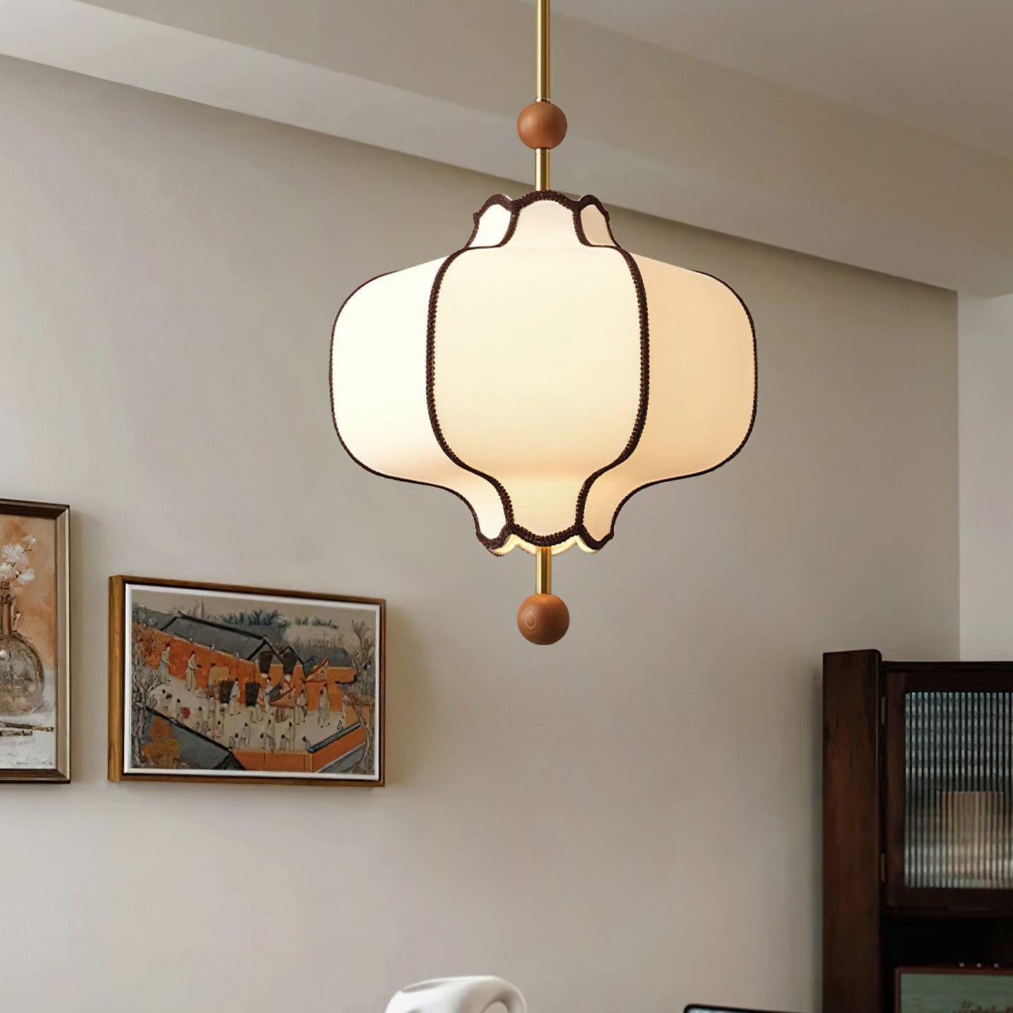 Lantaarn Hanglamp van Stof – Moderne Sculpturale Plafondlamp