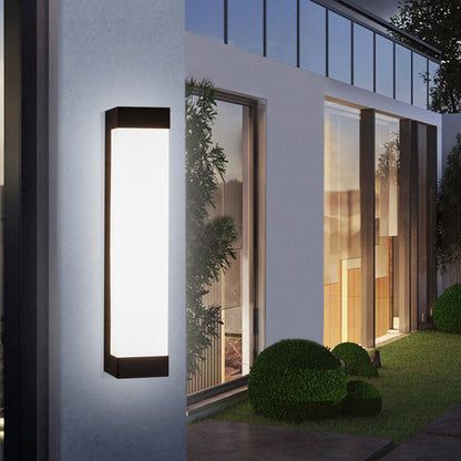 Wasserdichte LED-Wandlampe für den Außenbereich – Längliches Acryl-Design – IP65 – Moderne Beleuchtung für Garten & Fassade