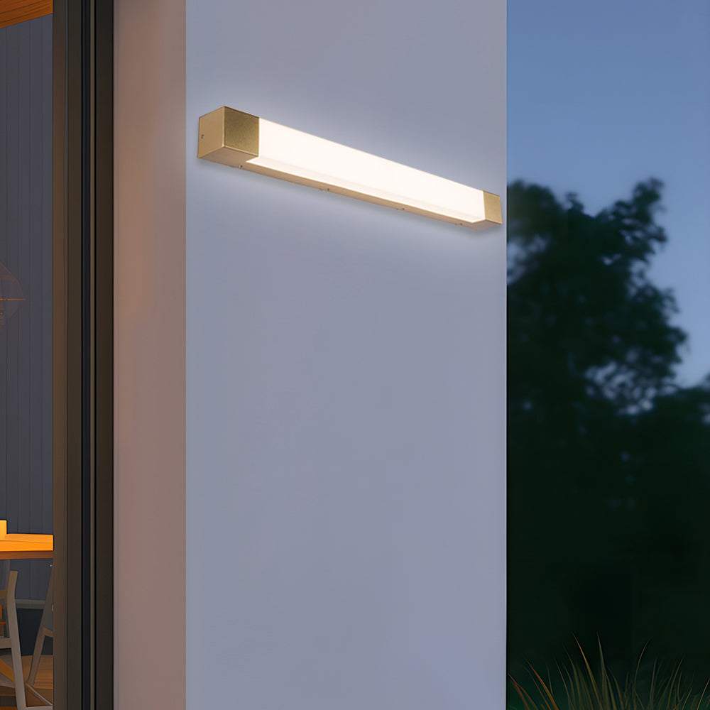 Wasserdichte LED-Wandlampe für den Außenbereich – Längliches Acryl-Design – IP65 – Moderne Beleuchtung für Garten & Fassade