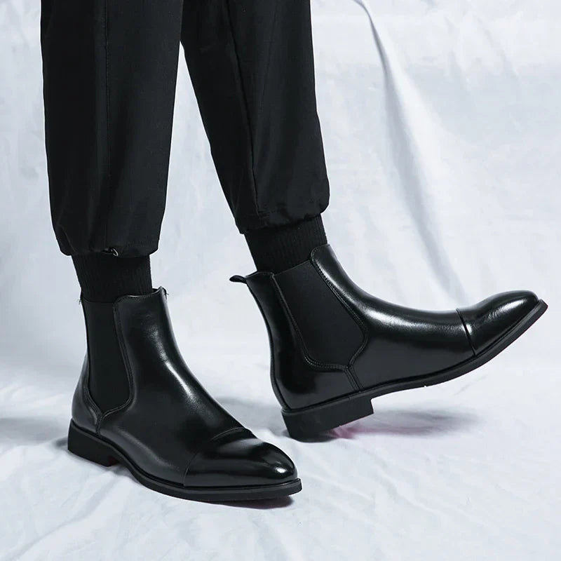 Heren Enkelboots met Rode Zool – Stijlvolle Chelsea Laarzen voor Elke Gelegenheid