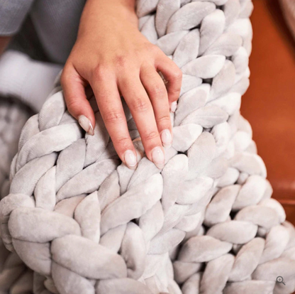 Handgebreide Merinowol Deken – Luxe Warmte & Ambachtelijke Charme