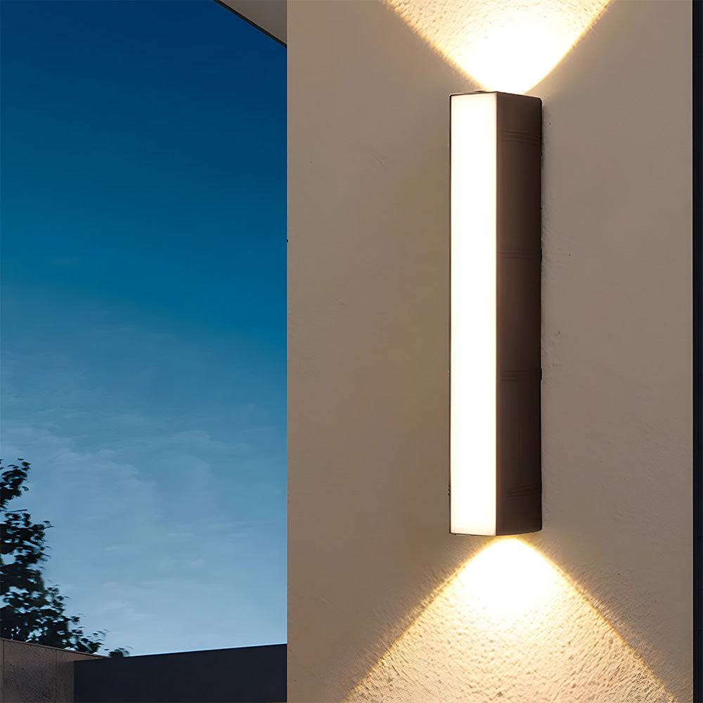 Superheldere Lange LED Buitenwandlamp – Waterdicht & Weerbestendig voor Tuin of Gevel