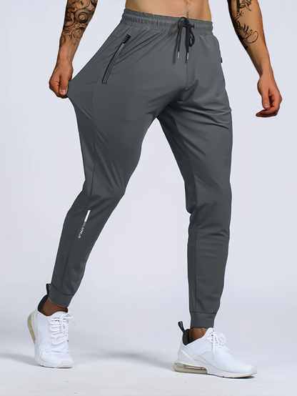 Bequeme Herren-Sporthose mit Stretch & Reißverschlüssen