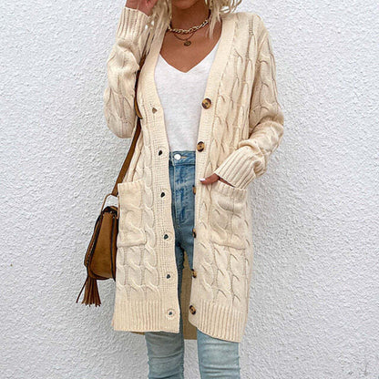 Gestrickte lange Damenjacke mit Knöpfen