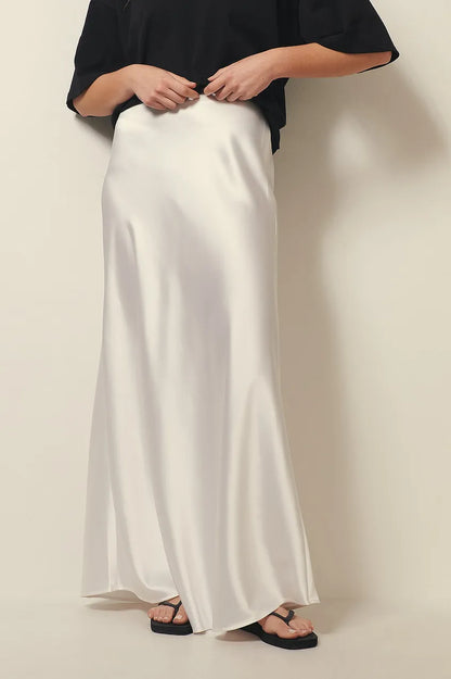 Satijnen Midi Rok met Hoge Taille – Glanzende Elegante Damesrok