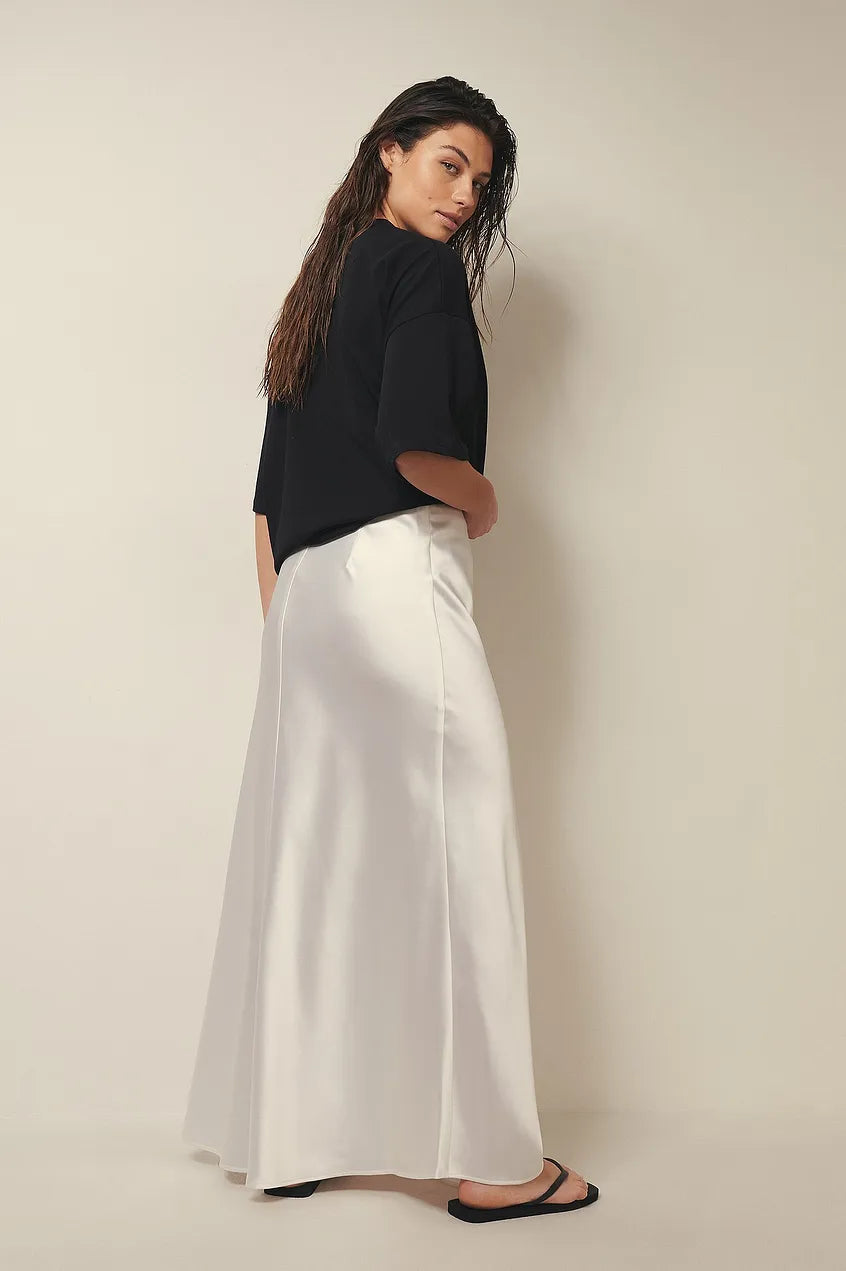Satijnen Midi Rok met Hoge Taille – Glanzende Elegante Damesrok