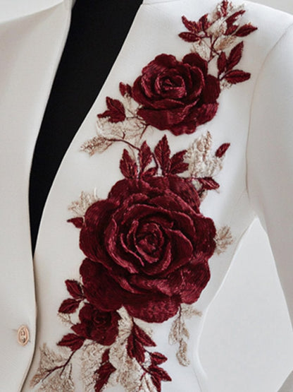 Witte Blazer met Rode Rozen Borduursel – Chic & Elegant